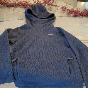 Patagonia pullover small fleece